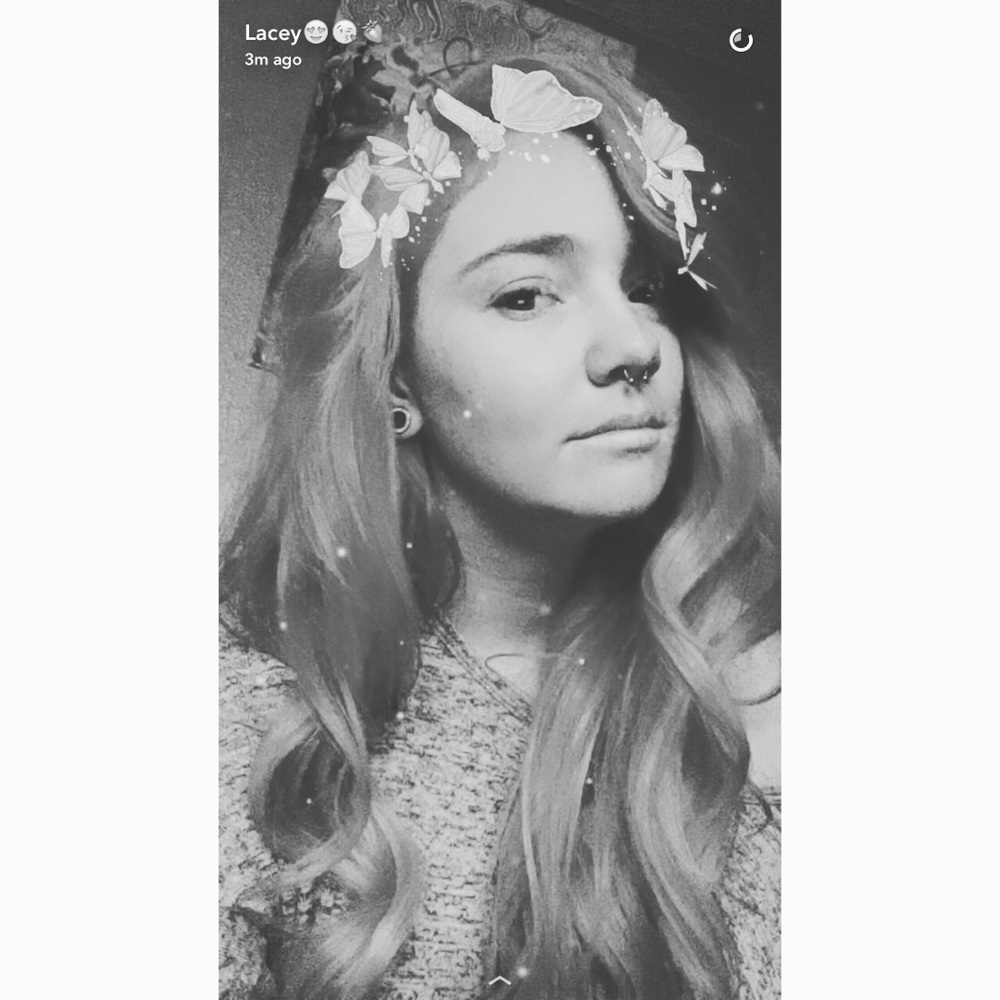 Meet your Posher, Lacey